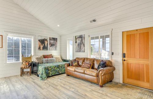 Far West Casa | Dreamy Wine Country Retreat Sherwood Rose Cabin