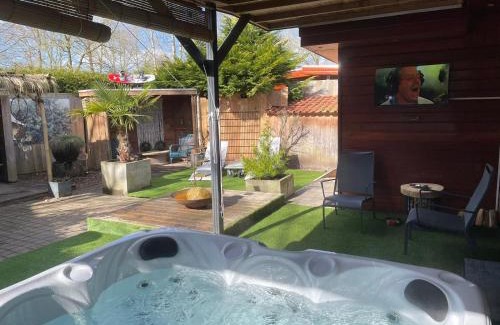 Erm Chalet De Esquí | Drents Genieten - Ericaheide met privé sauna en jacuzzi