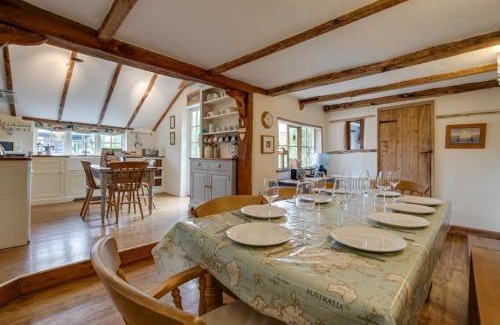 Wrentham Casa | Dressmakers Cottage