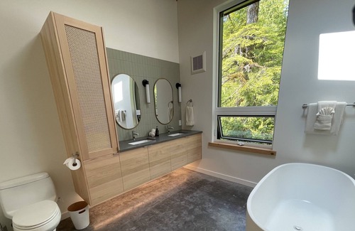 Tofino Casa | Drift Woods