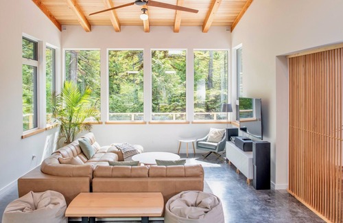 Tofino Casa | Drift Woods