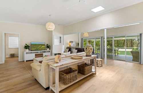 Woollamia Casa | Driftaway Waterfront, Jervis Bay