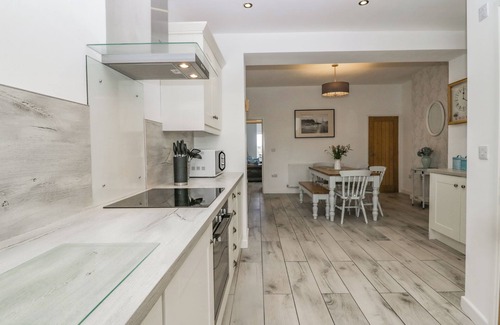 Barrow-in-Furness Cabaña | Driftwood, 23 Roa Island, ROA ISLAND