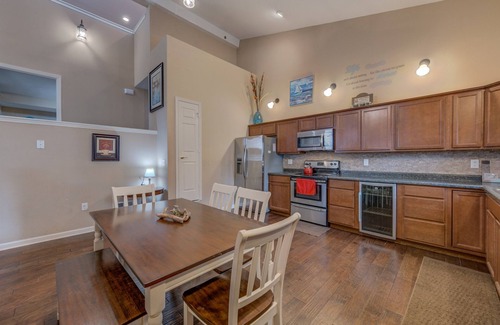 Pepin Condominio | Driftwood Condos at Lumberyard Lofts