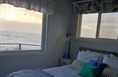 Oregon Coast Cabaña | Driftwood Cottage