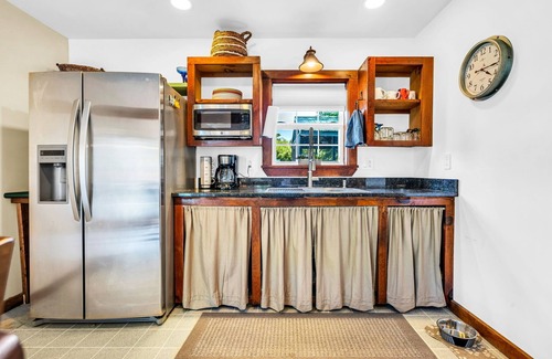 Belgrade Cabaña | Driftwood Cottage with Cottages of Maine, Lake Great Pond, Dog Friendly, Kayaks