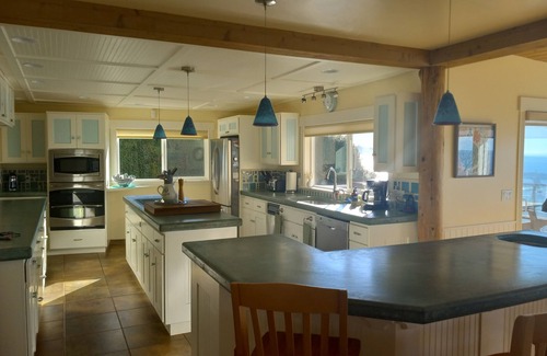 Brookings Casa | Driftwood Cottage Beach House