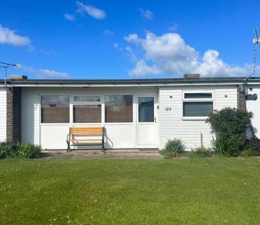 Great Yarmouth Chalet De Esquí | Driftwood & Daisies- Red Buoy Retreat