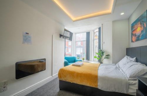 Blackpool Town Center Hotel | Driftwood Rooms