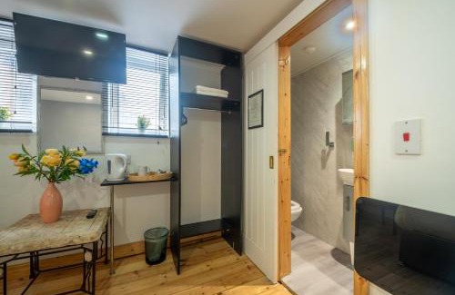 Blackpool Town Center Hotel | Driftwood Rooms