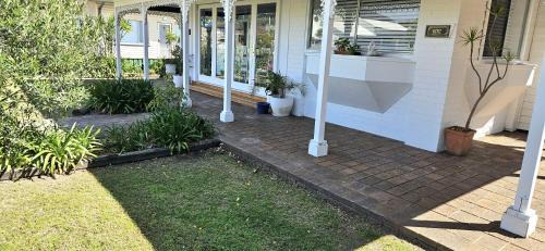 Windang Casa | DriftWood - Where the Lake Meets the Sea
