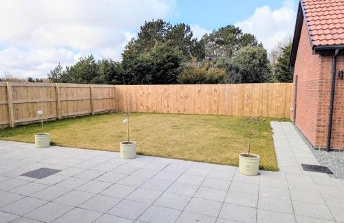Bridlington Casa | Driftwood with Free Parking and Sea Views