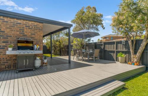 Safety Beach Casa | Dromana Beach Holiday House *3 minutes to the sand