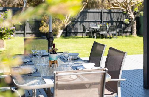 Safety Beach Casa | Dromana Beach Holiday House *3 minutes to the sand