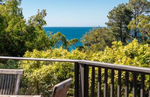 Dromana Casa | Dromana Tree House Private Gardens & Ocean Views