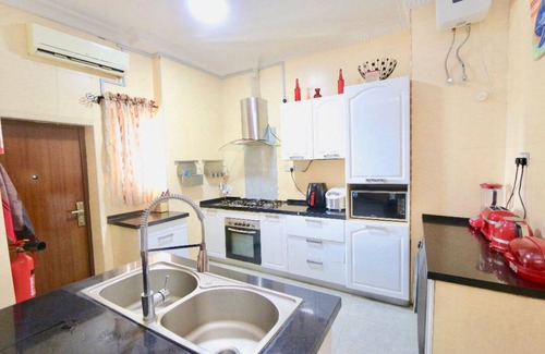 Ofin Hotel | Droptop Suites