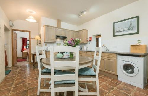 St Brides Casa | Drovers Cottage