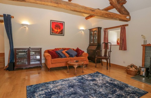 Lowick Cabaña | DRUMLINS, pet friendly, character holiday cottage in Lowick Green