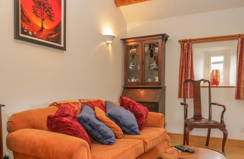 Lowick Cabaña | DRUMLINS, pet friendly, character holiday cottage in Lowick Green