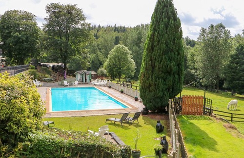Dungarvan Cabaña | DRUMMOND, family friendly, with pool in Dungarvan, County Waterford
