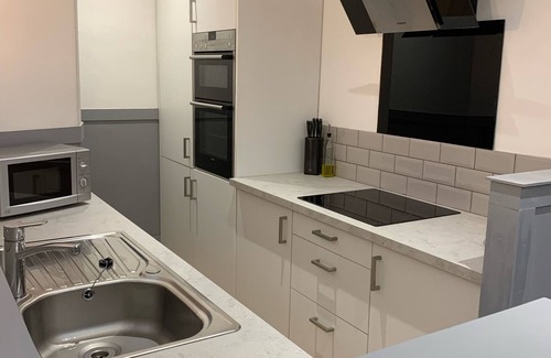 Dundee Apartamento | (DS) Study or Visit