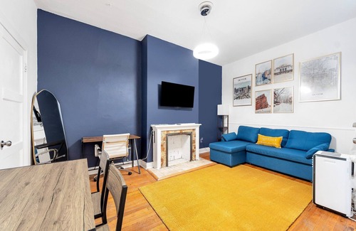 City Park West Apartamento | DT Apartment near everything!