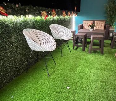 Paranaque Apartamento | DT Suites and Resorts at Azure Paranaque