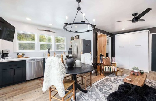 Shaver Lake Cabina | DT Tiny Shaver Home @the trailhead to Lake!