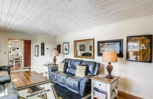 Boone Casa | Dtwn Boone Home Walk to Appalachian State Campus!
