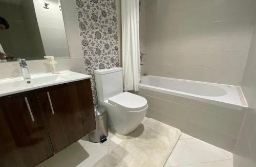 Dubai Apartamento | Dubai Silicon Oasis Holiday Homes