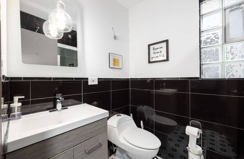 Bronzeville Cama Y Desayuno | Dubois Guest House Room 202