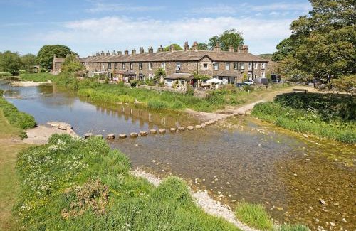 Eshton Casa | Duck Cottage