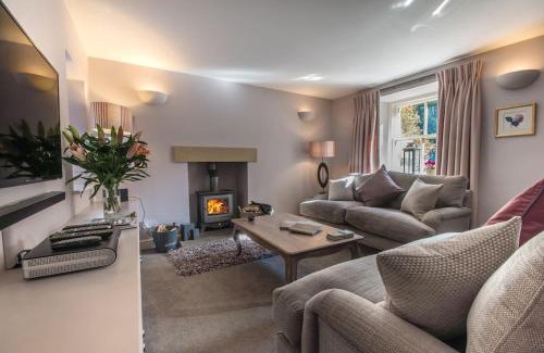 Alstonfield Casa | Duck Cottage Milldale Alstonefield Peak District