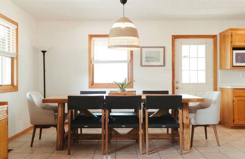 Duck Cabaña | Duck Cottage w/ Heated Pool , big porches and 5 min walk to beach