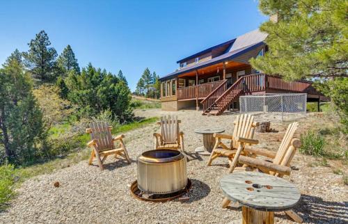 Long Valley Junction Casa | Duck Creek Cabin With Amazing View