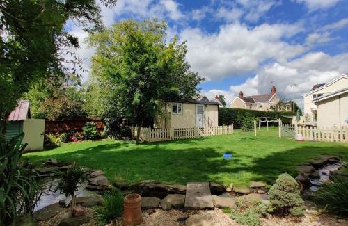 Upper Killay Apartamento | Duck House - 1 Bed Shepherds Hut - Gower