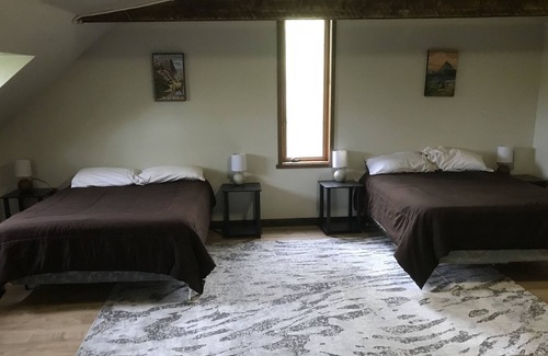 Babb Casa | Duck Lake House / Glacier Park / St. Mary & Many Glacier