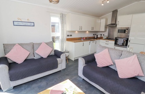 South Lakeland Leisure Village Cabaña | Duckling Lodge