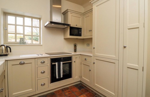 Whixley Cabaña | DUCKSTONE COTTAGE, pet friendly, character holiday cottage in Whixley