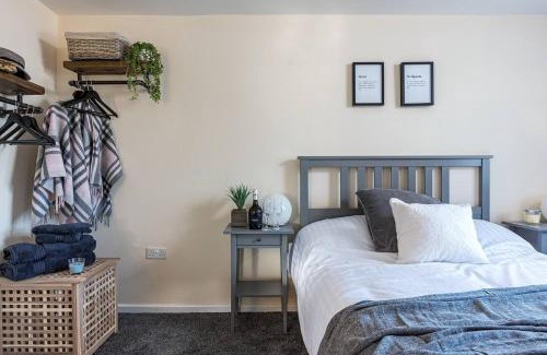 Dudley Casa | Dudley-hospital-3bed-parking-long Stay-contractor
