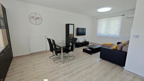 Sarvar Apartamento | Dudy's Flat