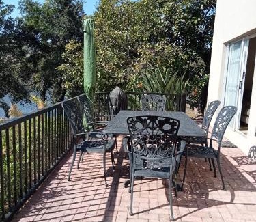 Ligfontein Apartamento | Duiker's Den at Hulala