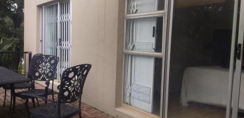 Ligfontein Apartamento | Duiker's Den at Hulala