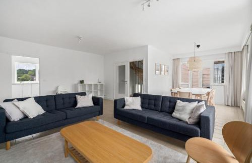 Koksijde Apartamento | - Duin 63 - Ruim 8 pers duplex app met terras