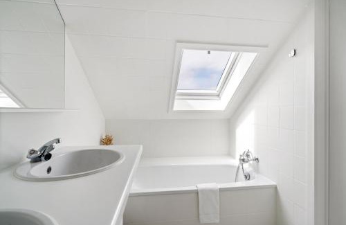 Koksijde Apartamento | - Duin 63 - Ruim 8 pers duplex app met terras