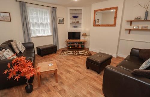 Woodbridge Casa | Duke Cottage