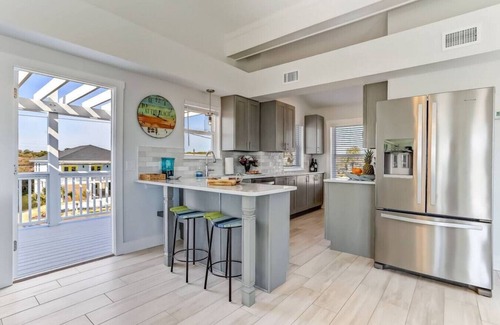 Fernandina Beach Casa | Duke's Beach House | Oceanfront | Huge Deck | Breathtaking Views