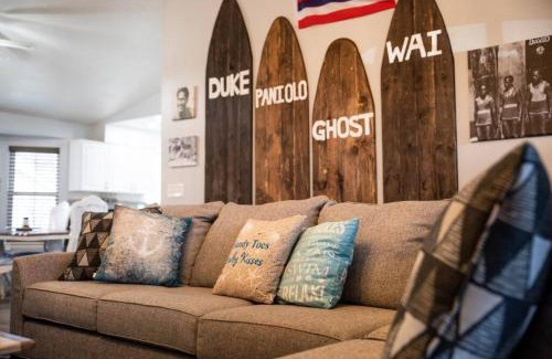 Pleasant Grove Casa | Duke's Hawaiian Surf Haven