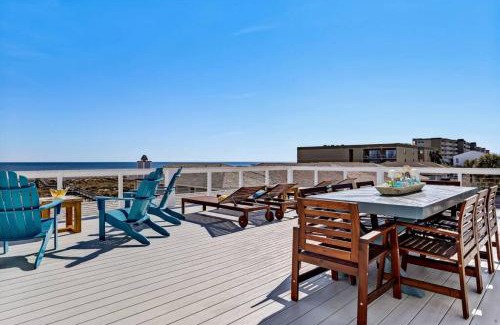 Fernandina Beach Casa | Dukes Beach House - Oceanfront - Huge Deck - Breathtaking Views