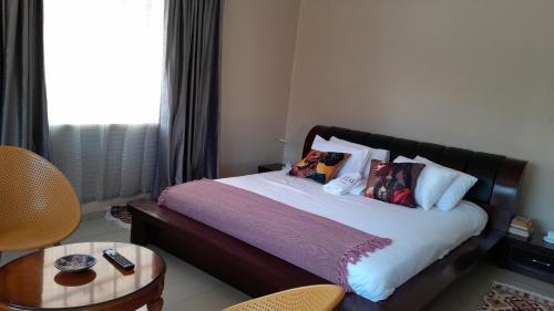 Central Casa | Dulelo Serowe